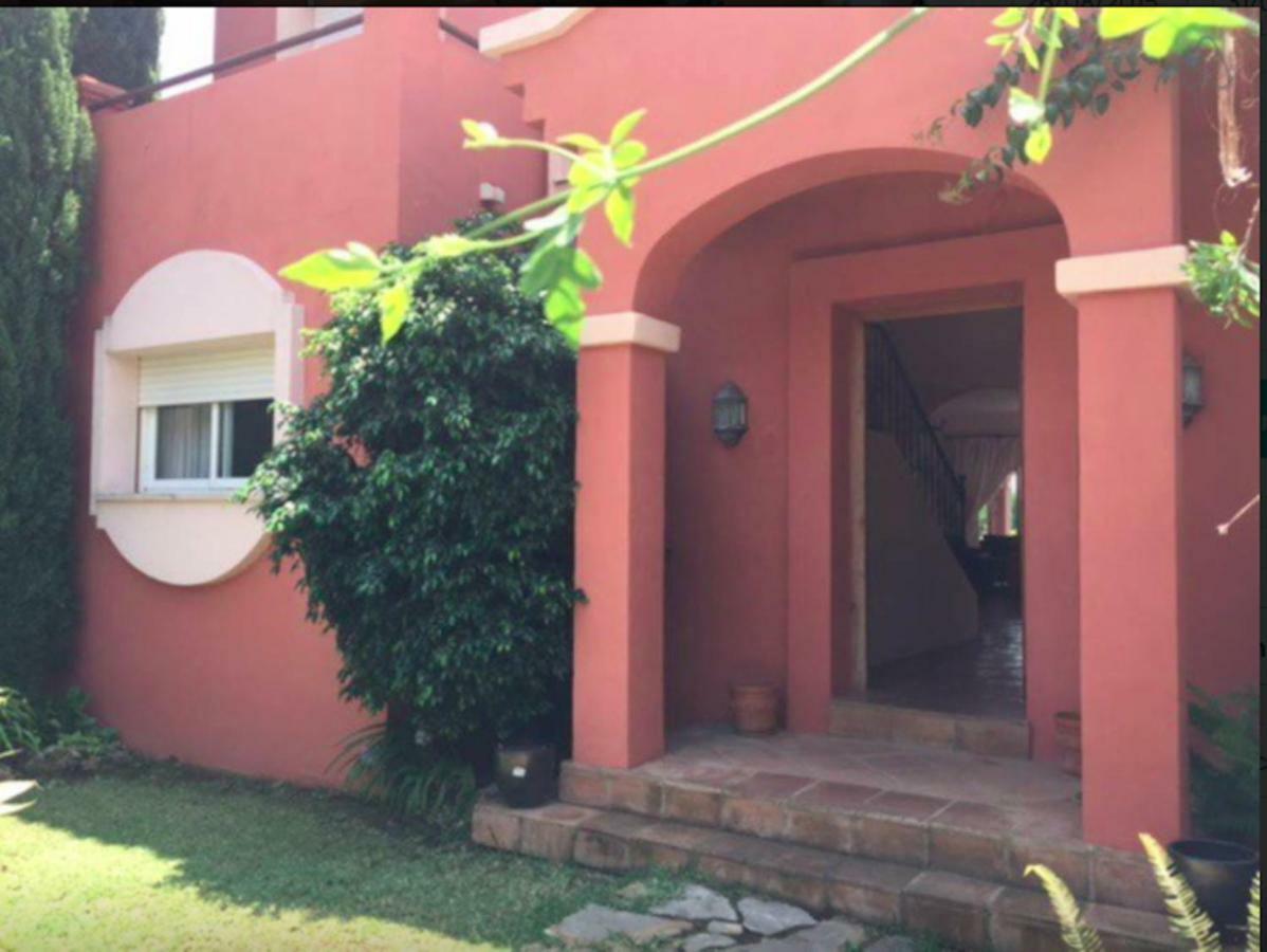 Villa 9 La Alzambra-Puerto Banus มาร์เบยา ภายนอก รูปภาพ
